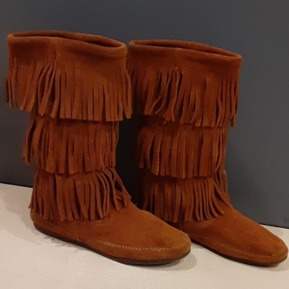 Minnetonka Shoes - Minnetonka  boots